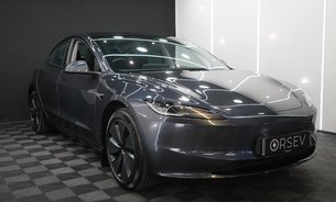 Tesla Model 3 RWD Standard Range Stalk Front Camera GROK AI Rear Screen Vented Seats VATQ 7