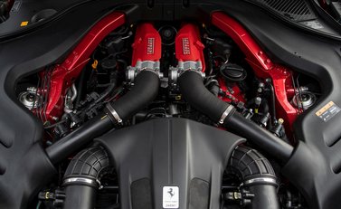 Ferrari Portofino 32