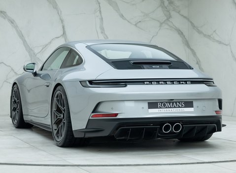 Porsche 911 GT3 Touring (992) 7