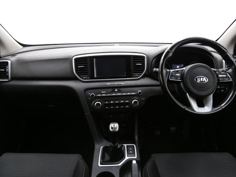 Kia Sportage 1.6 GDi 2 Euro 6 (s/s) 5dr 9