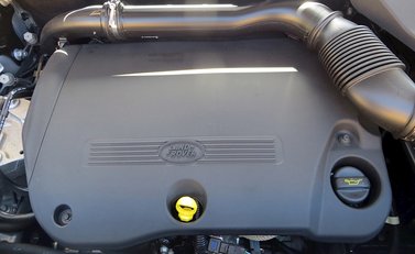 Land Rover Discovery HSE 16