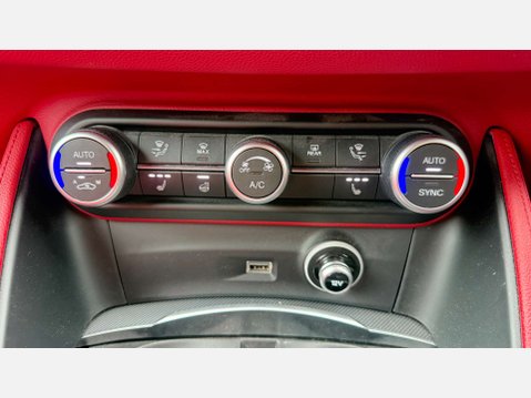 Alfa Romeo Stelvio 2.1 Stelvio Speciale TD AWD Auto 4WD 5dr 15