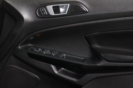 Ford Ecosport ST-LINE 36