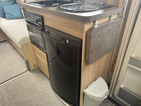 Elddis Envy 2 Berth | 2 Belts | Rear Lounge | Cooker | Microwave | Low Mileage | VANLUX 13