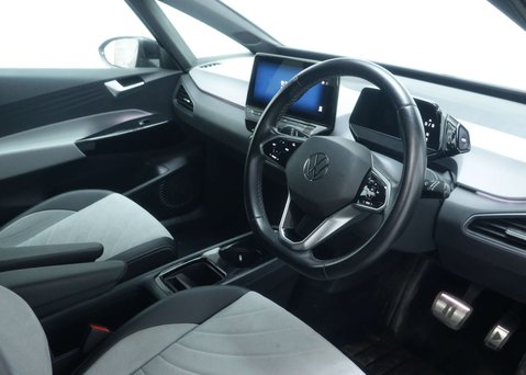Volkswagen ID.3 Pro Performance 58kWh Family Hatchback 5dr Electric Auto (204 ps) 43