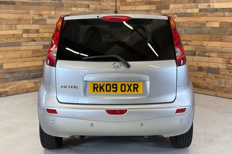 Nissan Note 1.6 16V Tekna Hatchback 5dr Petrol Auto Euro 4 (110 ps) 5