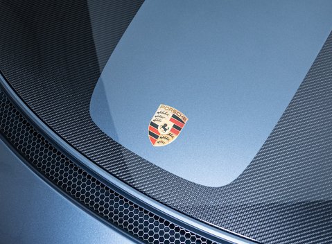 Porsche 718 SPYDER RS PDK 38