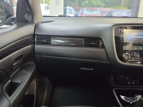 Mitsubishi Outlander 2.2 DI-D 4 Auto 4WD Euro 6 5dr 55
