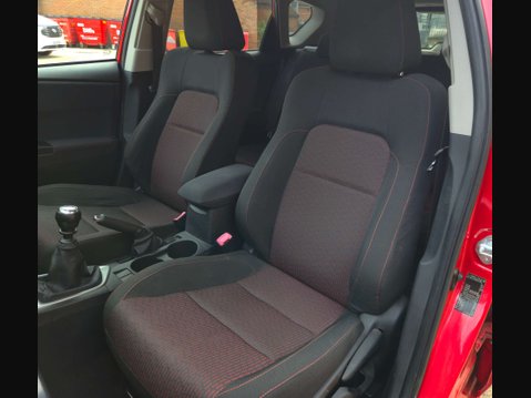 Toyota Auris 1.6 Auris Sport Valvematic 5dr 40