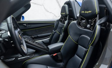 Porsche 918 Spyder 22