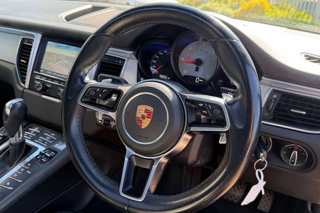 Porsche Macan 3.0 TD V6 S SUV 5dr Diesel PDK 4WD Euro 6 (s/s) (258 ps) 29