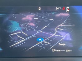 Volvo XC40 2.0 XC40 + B4 MHEV Auto 5dr 25