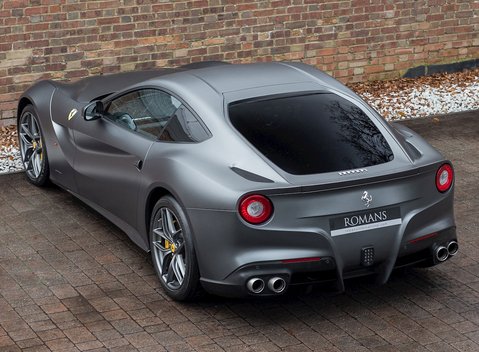 Ferrari F12 Berlinetta 9