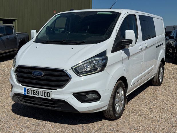 Ford Transit Custom Crew Cab AUTO LWB L2H1 Limited 320 Air Con Alloys Sensors EURO 6 2