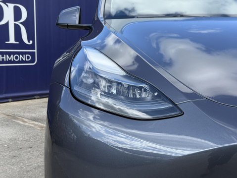 Tesla Model Y (Dual Motor) Long Range SUV 5dr Electric Auto 4WDE (384 bhp) 12