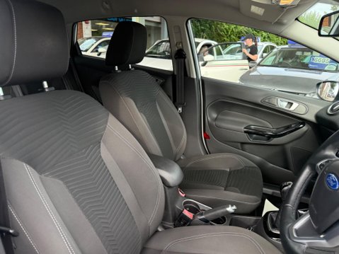 Ford Fiesta 1.5 TDCi Titanium Euro 5 5dr 20