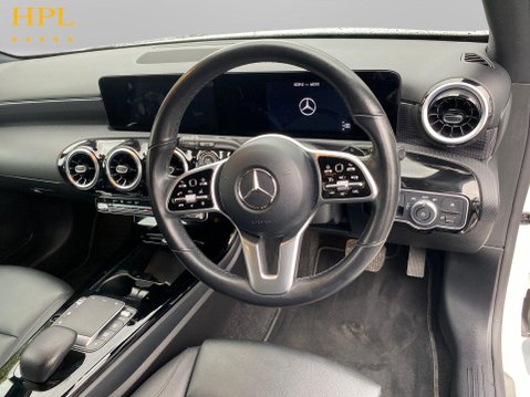 Mercedes-Benz A Class 2.0 A180d Sport Edition (Executive) Hatchback 5dr Diesel 8G-DCT Euro 6 (s/s 13