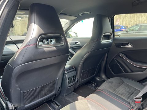 Mercedes-Benz GLA (Sold) 2.1 GLA200d AMG Line SUV 5dr Diesel Manual Euro 6 (s/s) (136 ps) 12