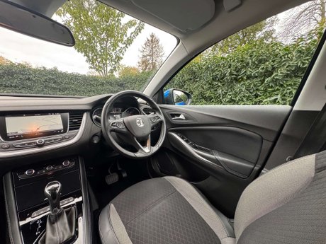 Vauxhall Grandland X 1.2 Grandland X Sport Nav T S/S Auto 5dr 18