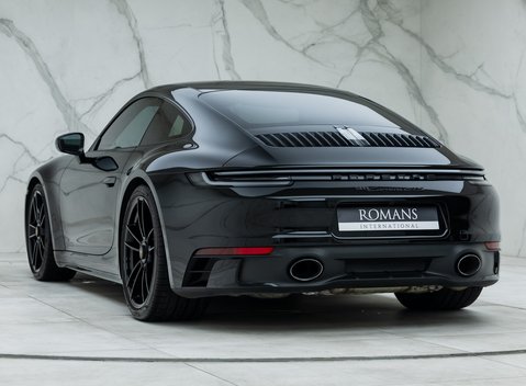 Porsche 911 Carrera GTS (992) 7