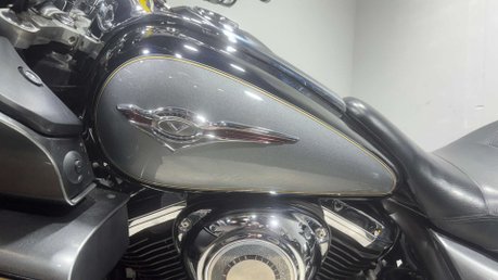 Kawasaki Vulcan 1700 VOYAGER 2010 40K NEW MOT SERVICED LARGE TOURER CRUISER BIKE 16