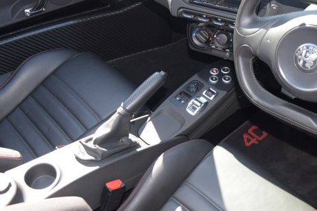 Alfa Romeo 4C Tbi Spider 24