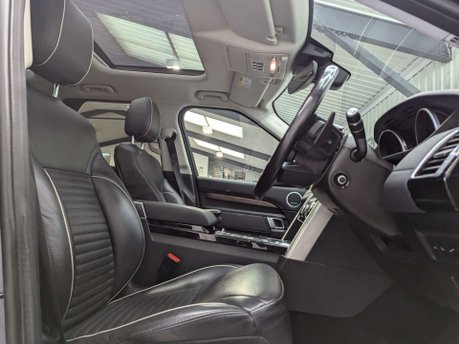 Land Rover Discovery 3.0 Discovery HSE TD6 Auto 4WD 5dr 49