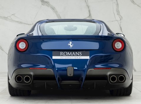 Ferrari F12 Berlinetta 5