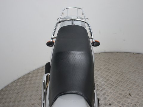 Yamaha YBR 125 YBR125 ED 33