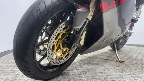 MV Agusta F4 1000 2007 25K NEW MOT CLASSIC COLLECTORS SPORTS BIKE 1000CC 36