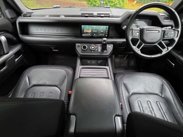 Land Rover Defender 2.0 Defender X-Dynamic HSE Auto 4WD 5dr 4