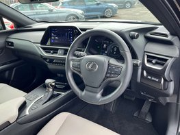 Lexus Ux 2.0 UX 250H F Sport Design 4x2 CVT 5dr 18
