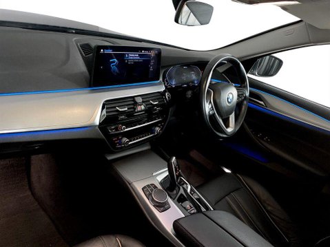 BMW 5 Series 2.0 530e 12kWh SE Saloon 4dr Petrol Plug-in Hybrid Steptronic Euro 6 (s/s) 14