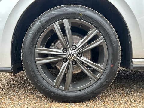 Volkswagen Polo R-LINE TSI DSG 6