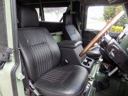 Land Rover Defender 110 2.5 Diesel 14