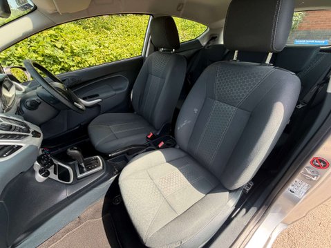 Ford Fiesta 1.4 Fiesta Zetec Auto 3dr 19