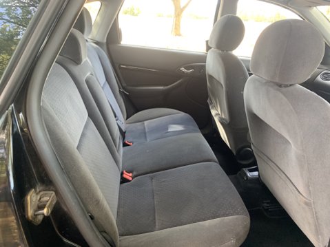 Ford Focus GHIA 24