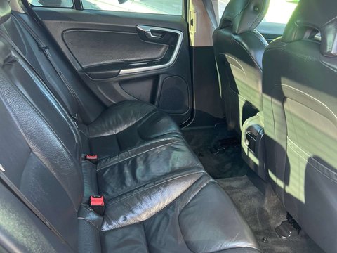 Volvo S60 2.4 S60 SE Luxury Nav D5 Auto 4dr 9