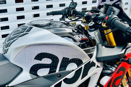 Aprilia Tuono Tuono V4 1100 Factory 14