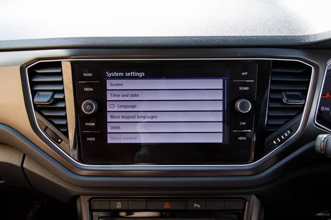 Volkswagen T-Roc SE TSI EVO DSG 30