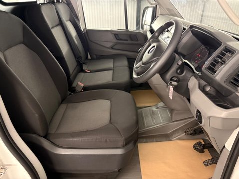 Volkswagen Crafter 2.0 TDI CR35 Startline RWD LWB High Roof Euro 6 (s/s) 5dr 3