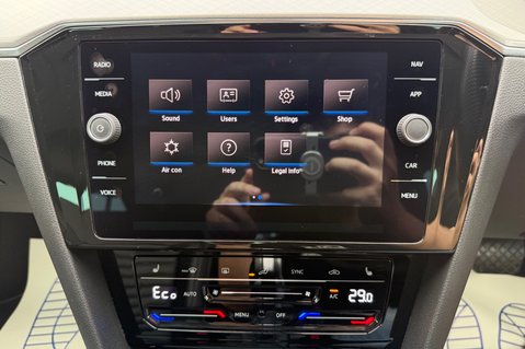 Volkswagen Passat GTE DSG - VAT Q - 1 OWNER - PLUG IN HYBRID - 3 IN STOCK 53