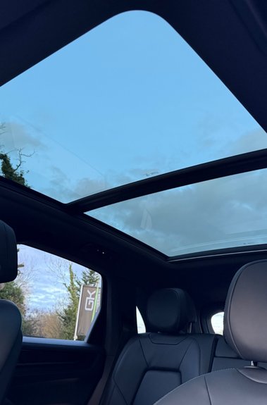 Porsche Cayenne V6 S E-HYBRID BLACK EDITION - PANORAMIC ROOF - AS NEW CONDITION 