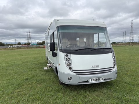 Niesmann and Bischoff Arto 74L 6 berth, large garage, tag axle, Niesmann Bischoff 3