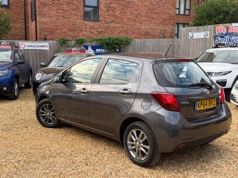 Toyota Yaris 1.33 Dual VVT-i Icon Euro 5 5dr 12