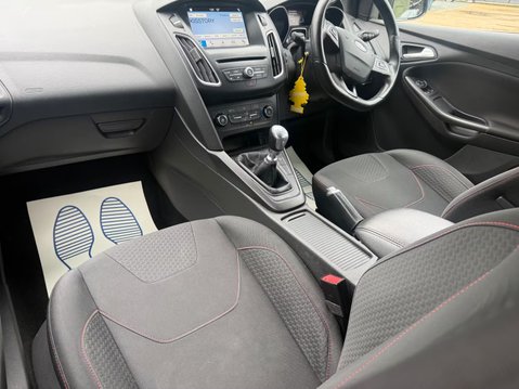 Ford Focus 1.0T EcoBoost ST-Line Hatchback 5dr Petrol Manual Euro 6 (s/s) (140 ps) 20