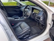 Jaguar XE 2.0i Portfolio Auto AWD Euro 6 (s/s) 4dr 15