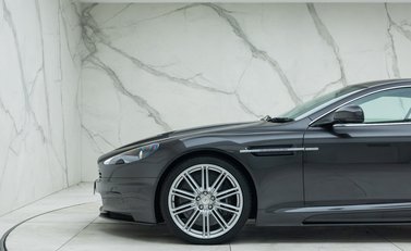 Aston Martin DBS V12 37