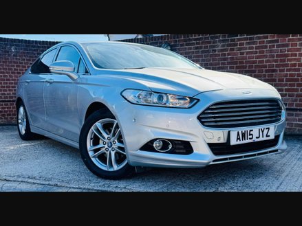 Ford Mondeo 2.0 TDCi Titanium Hatchback 5dr Diesel Powershift Euro 6 (s/s) (180 ps)