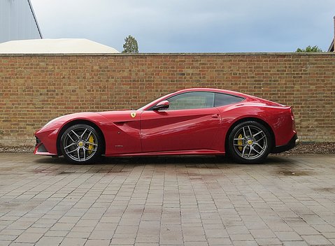 Ferrari F12 Berlinetta 5